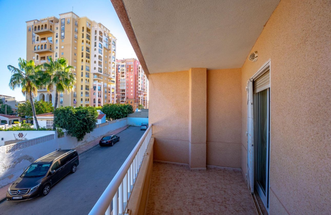 Revente - Appartement -
Torrevieja - Playa de los Locos