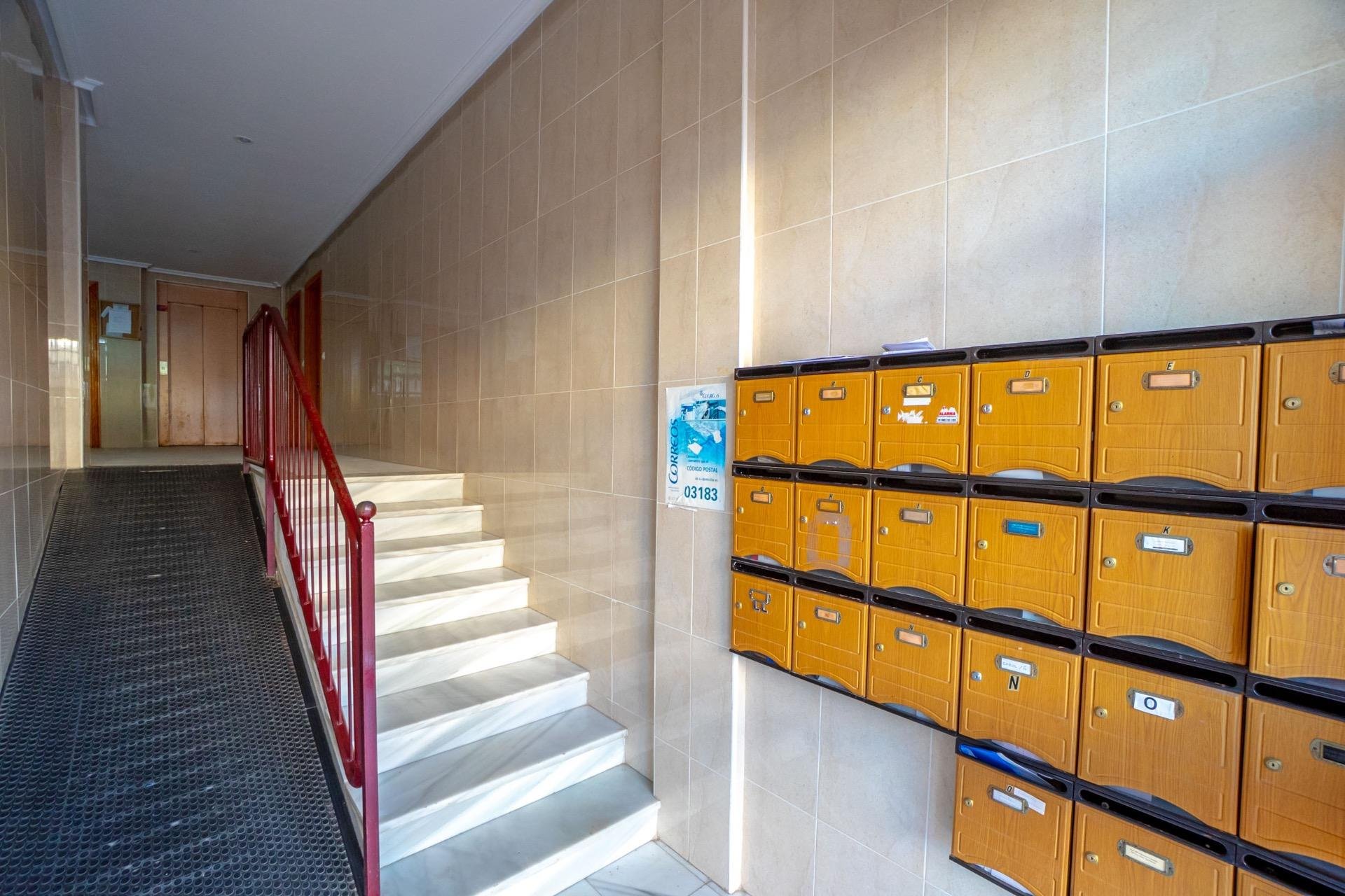 Revente - Appartement -
Torrevieja - Playa de los Locos