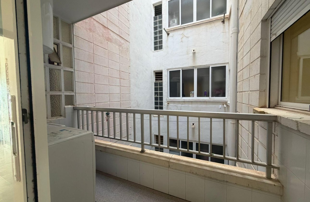 Revente - Appartement -
Torrevieja - Playa de los Locos