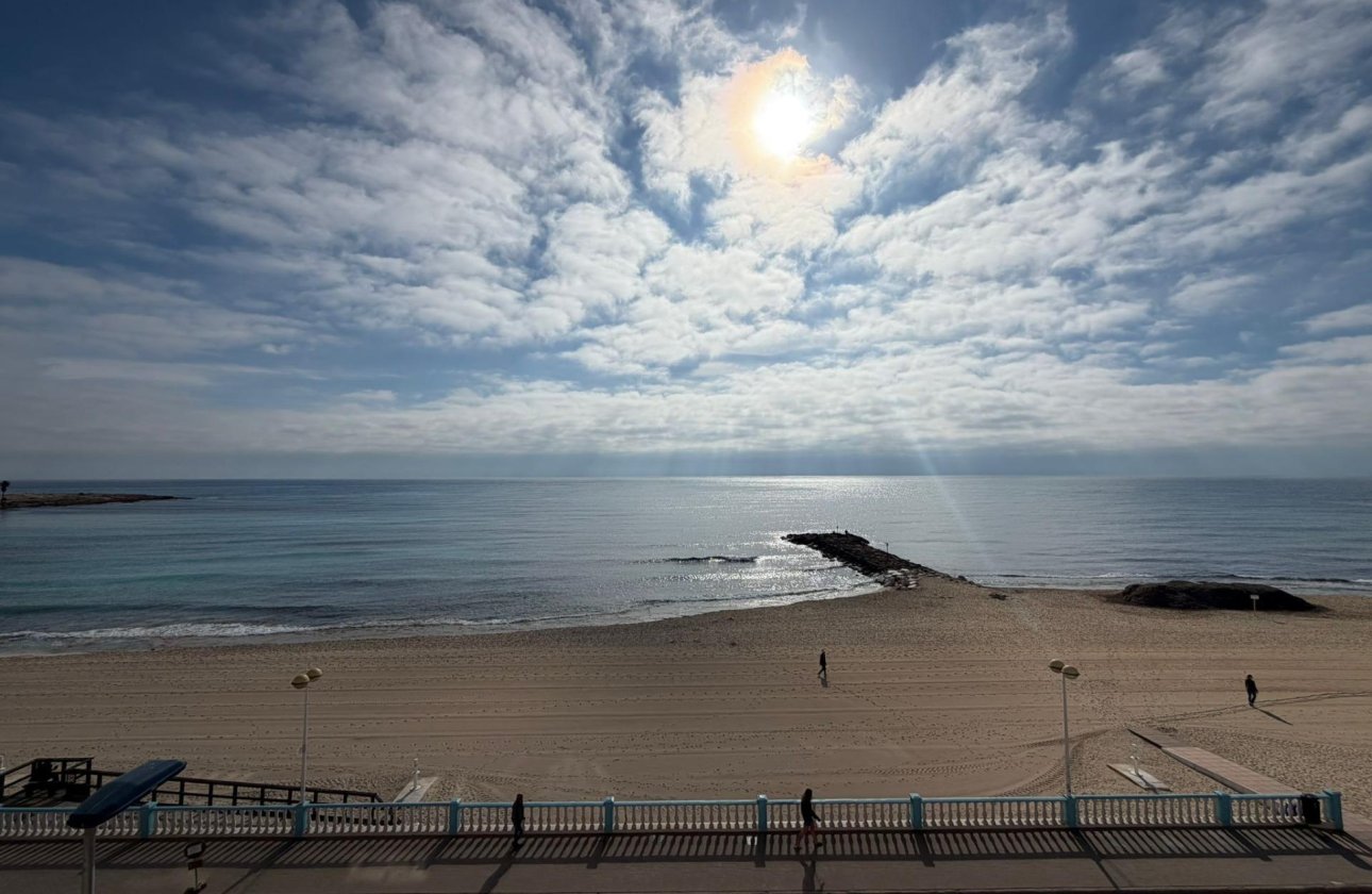 Revente - Appartement -
Torrevieja - Playa de los Locos