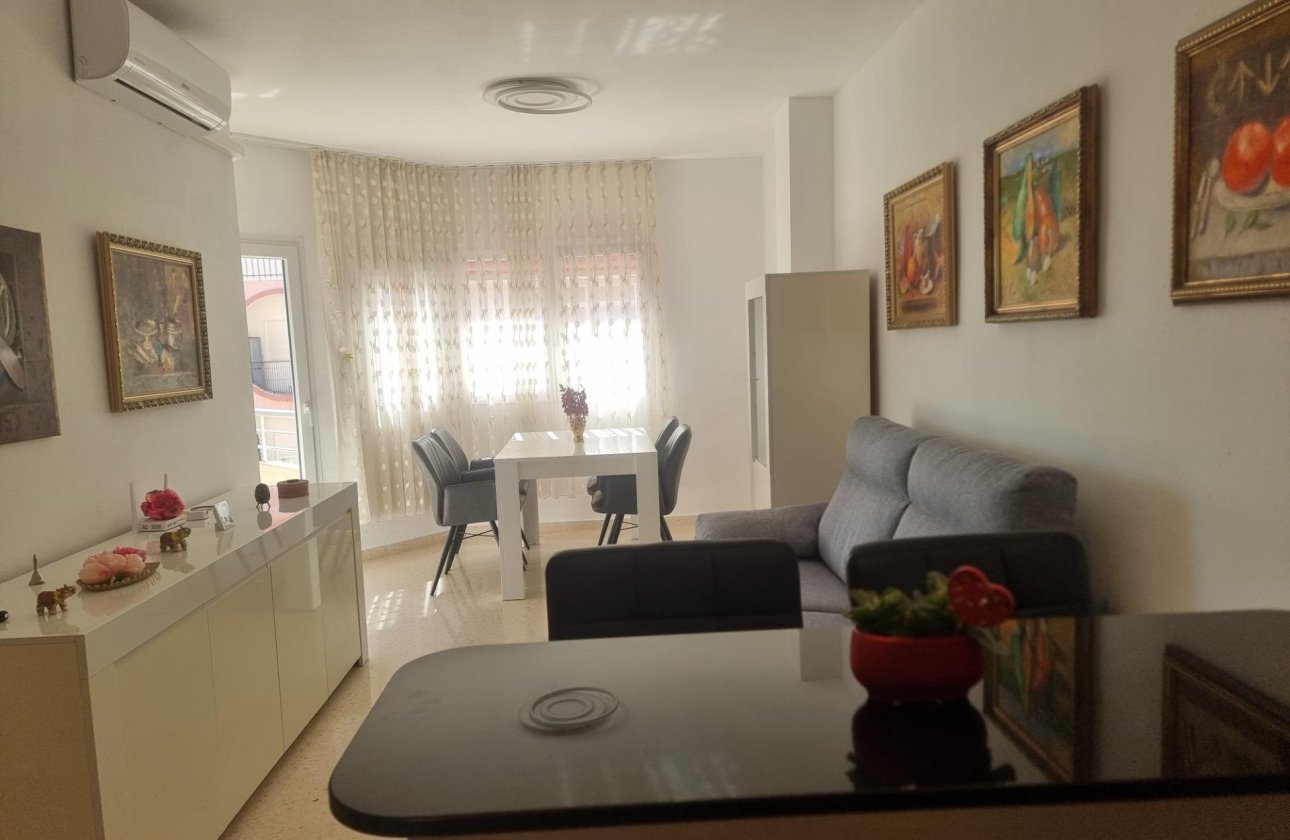 Revente - Appartement -
Torrevieja - Playa de los Locos