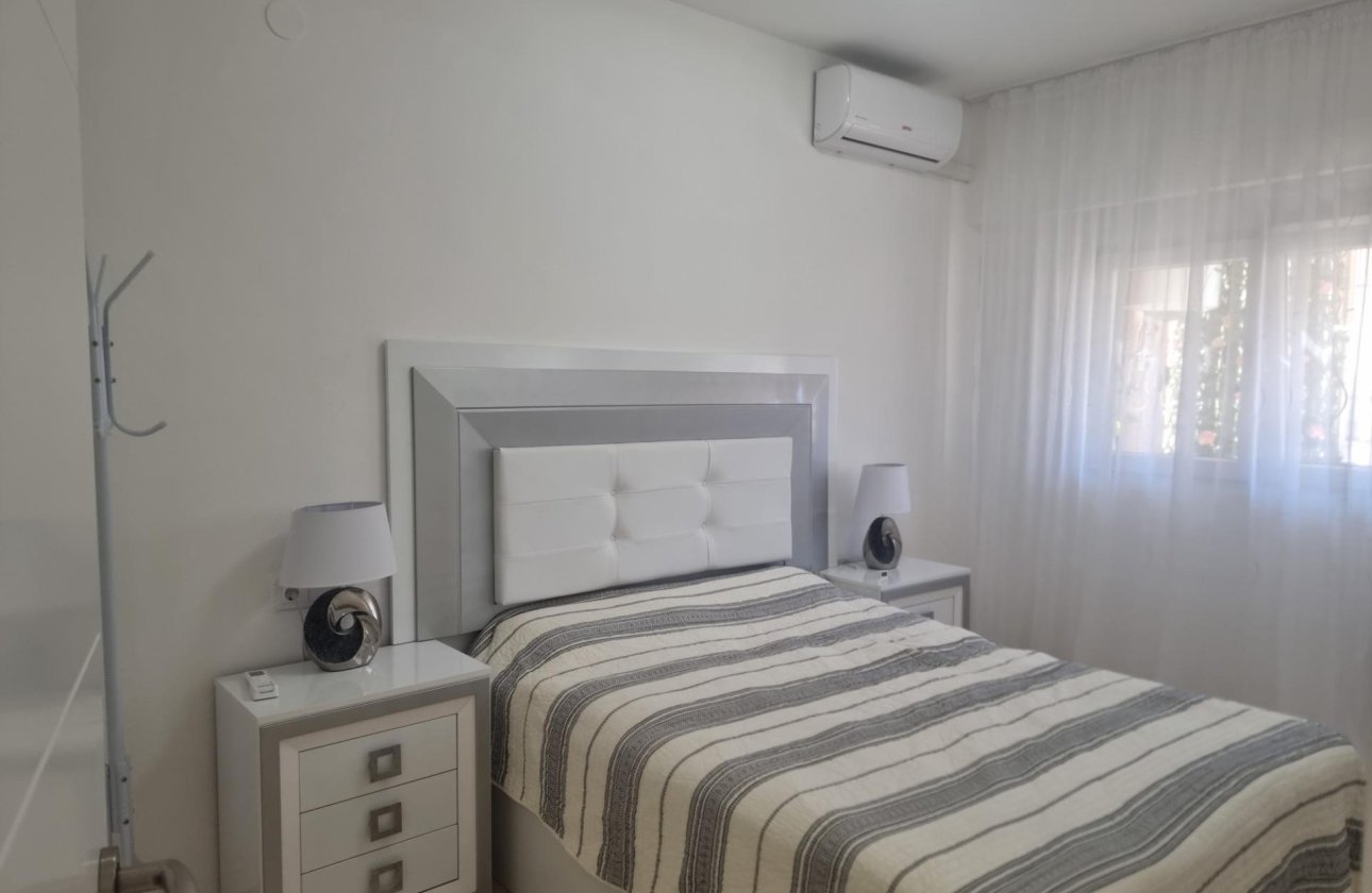 Revente - Appartement -
Torrevieja - Playa de los Locos