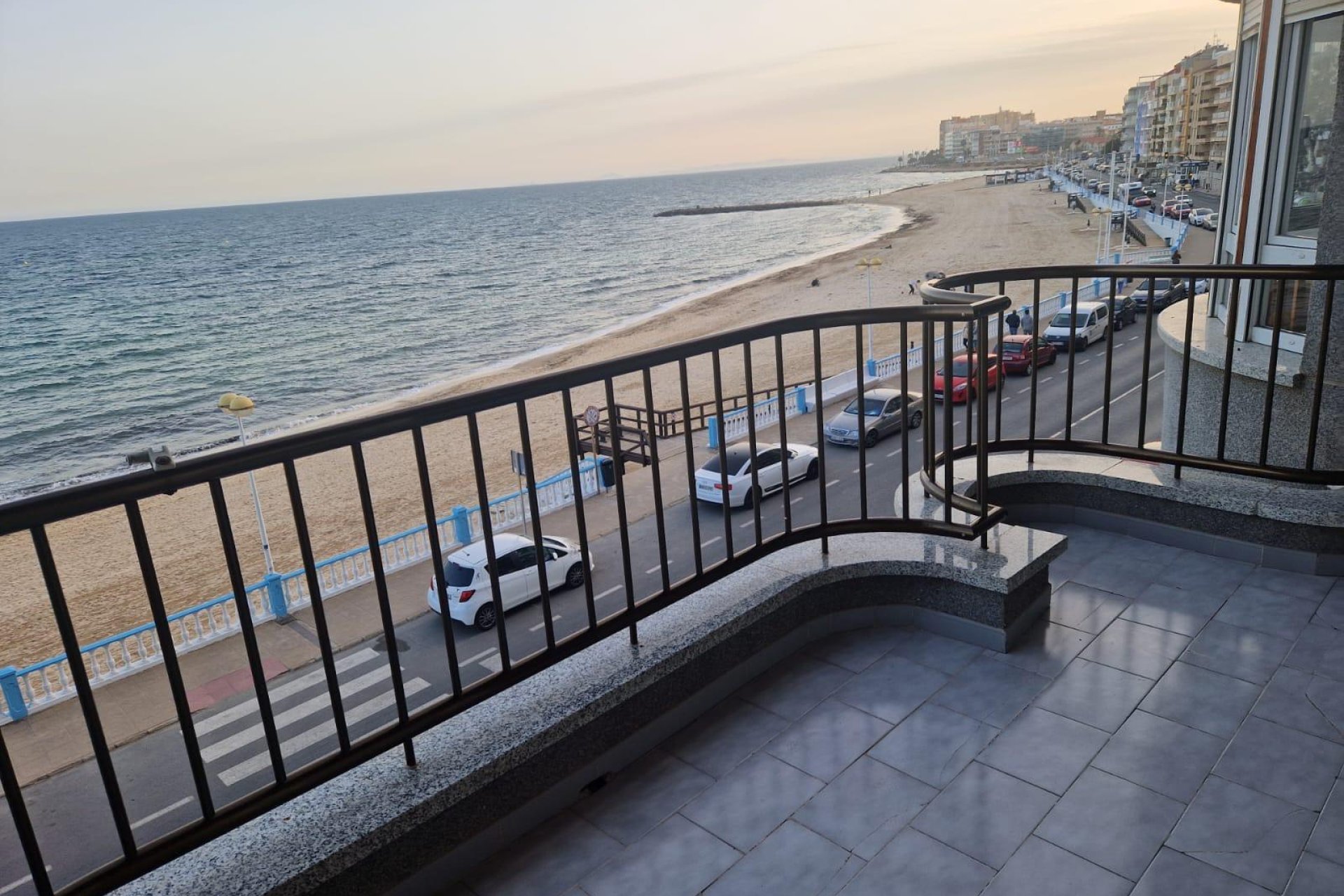 Revente - Appartement -
Torrevieja - Playa de los Locos
