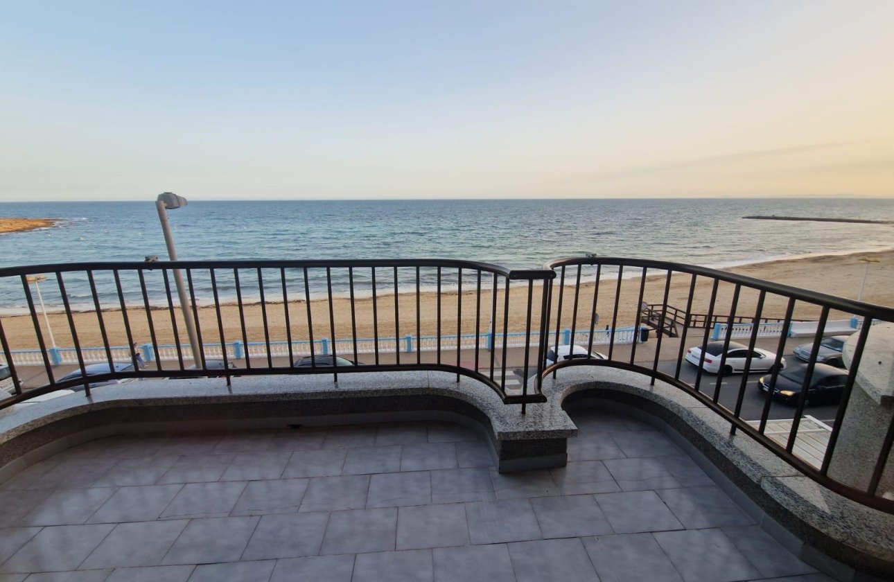 Revente - Appartement -
Torrevieja - Playa de los Locos