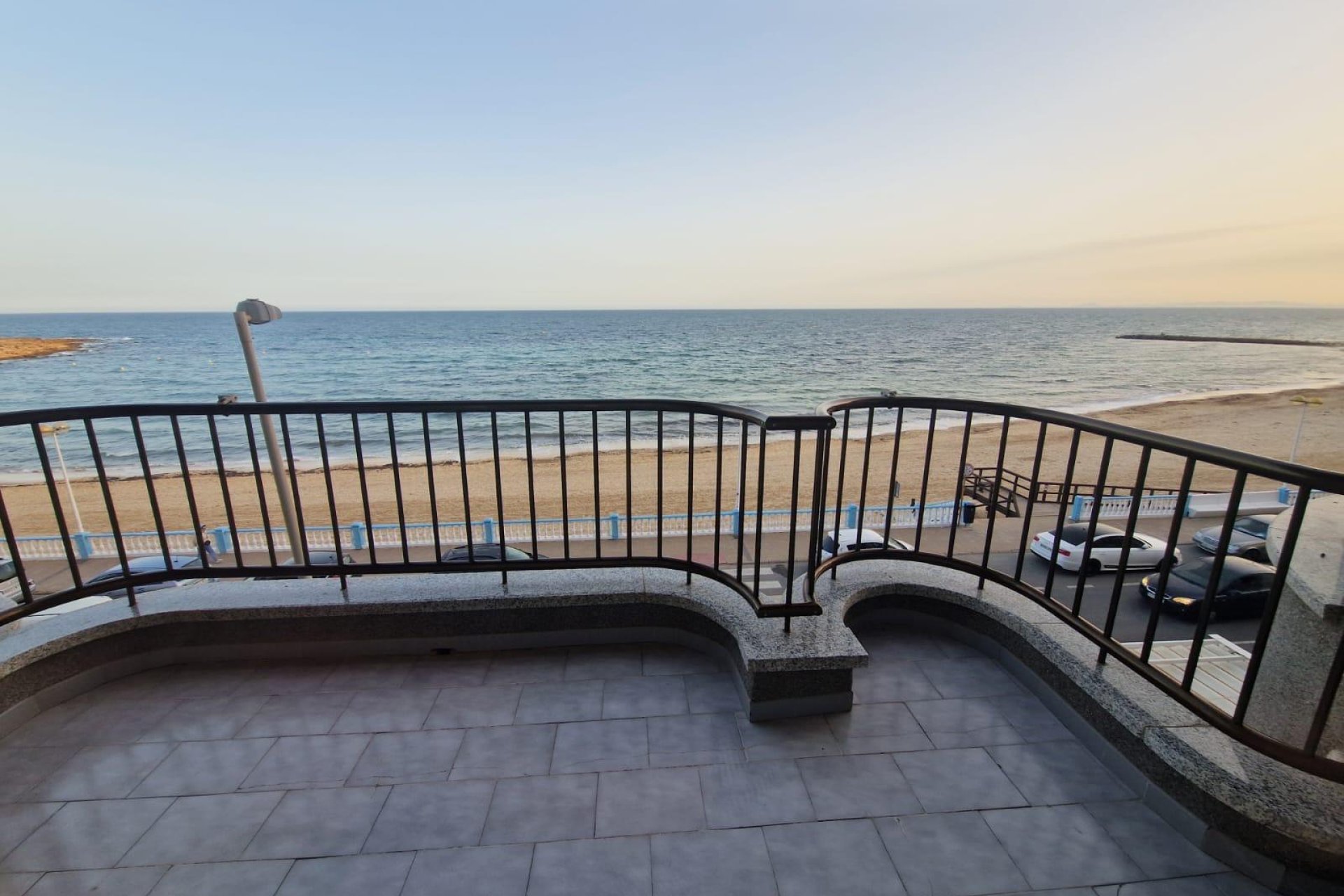 Revente - Appartement -
Torrevieja - Playa de los Locos