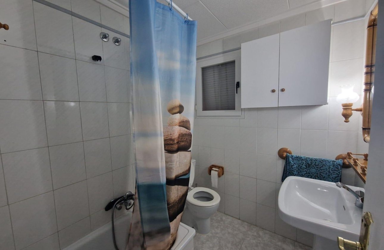 Revente - Appartement -
Torrevieja - Playa de los Locos