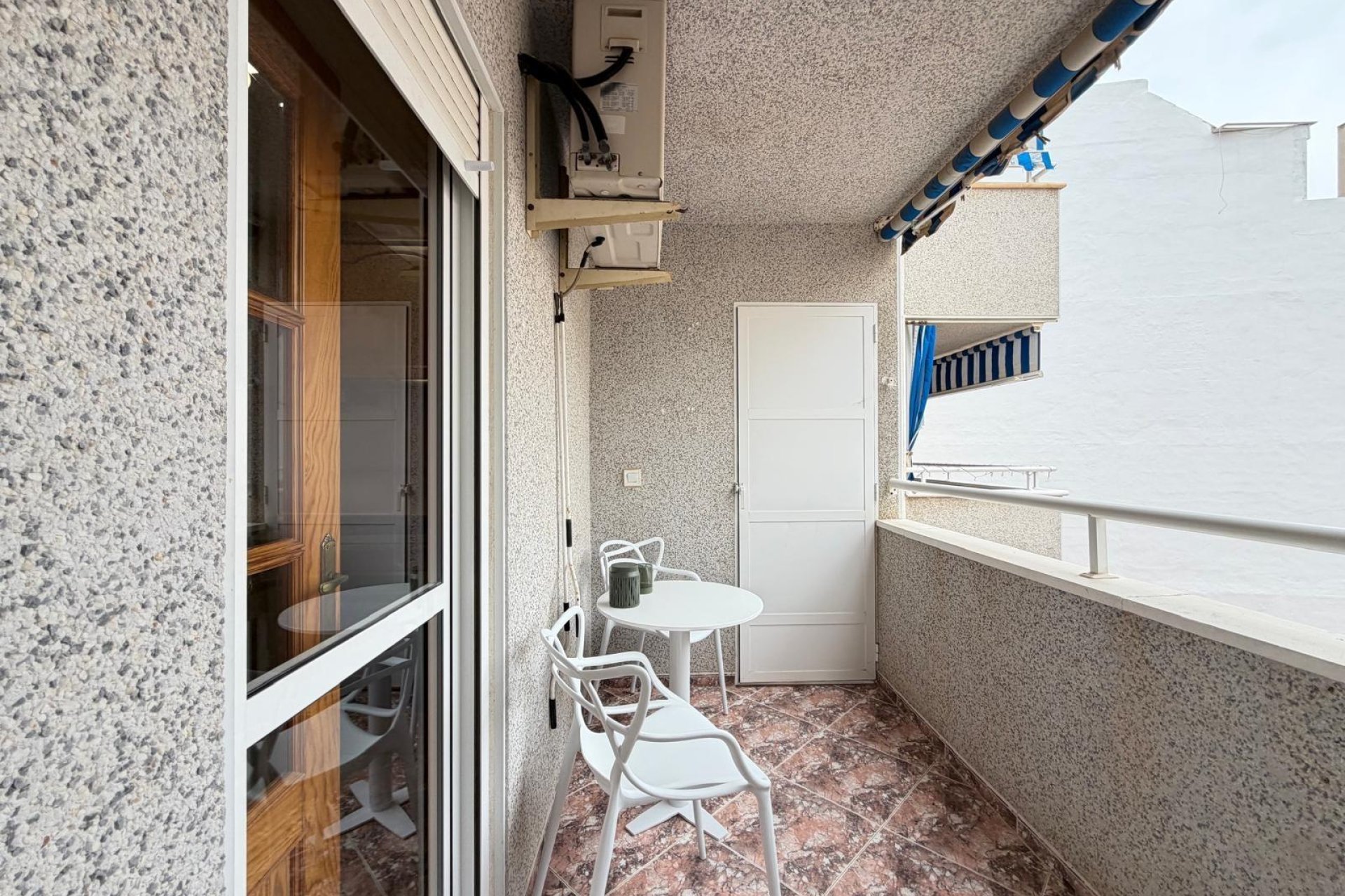 Revente - Appartement -
Torrevieja - Playa de los Locos