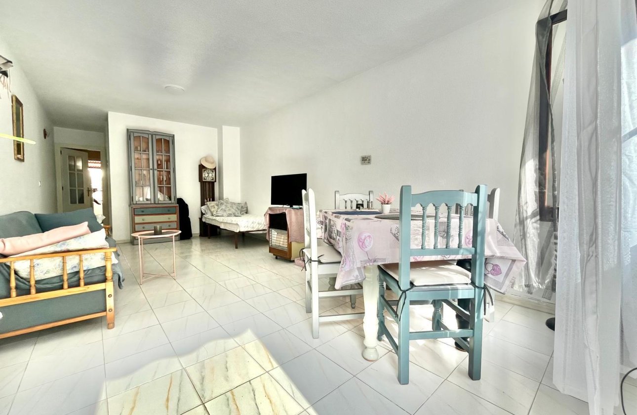 Revente - Appartement -
Torrevieja - Playa de los Locos