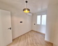 Revente - Appartement -
Torrevieja - Playa de los Locos