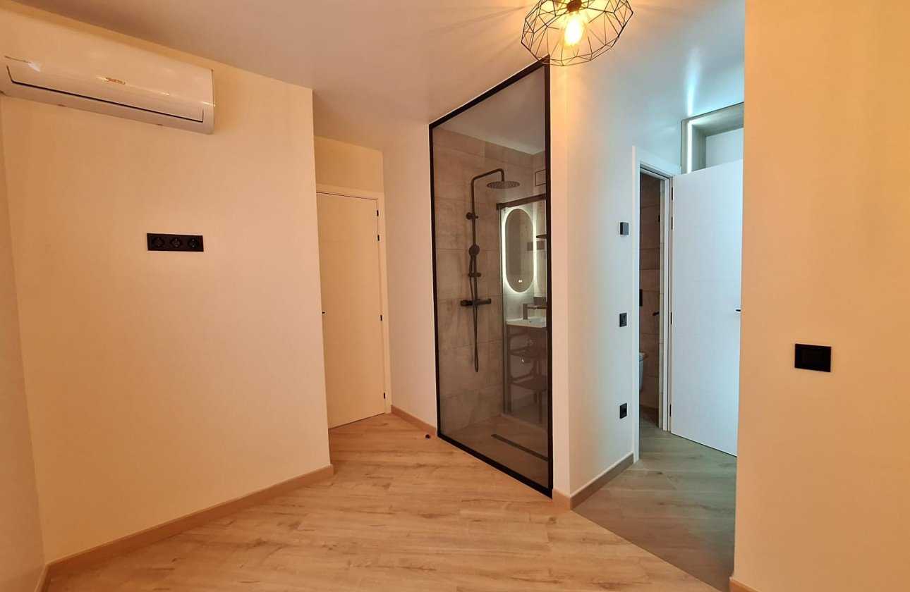 Revente - Appartement -
Torrevieja - Playa de los Locos