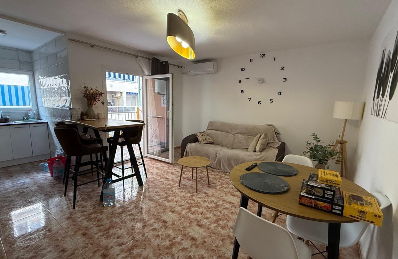 Revente - Appartement -
Torrevieja - Playa de los Locos