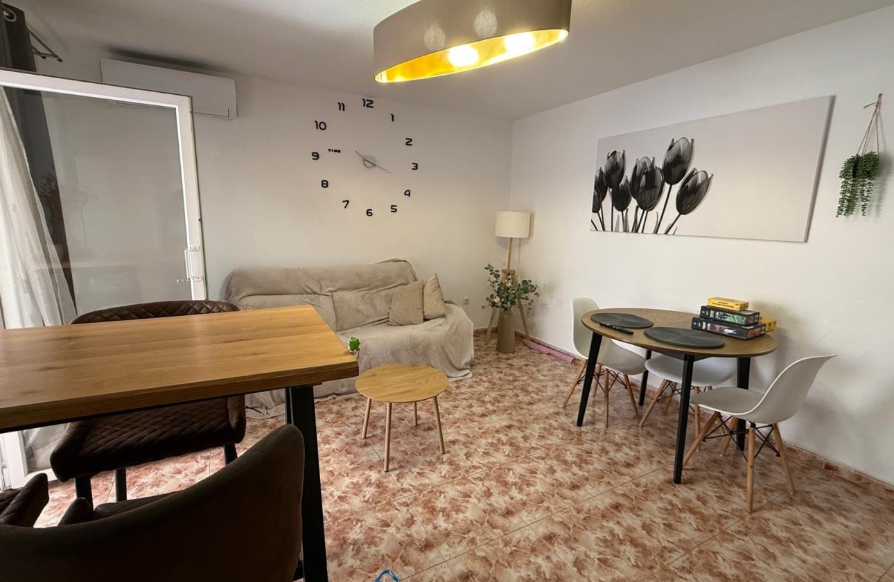 Revente - Appartement -
Torrevieja - Playa de los Locos