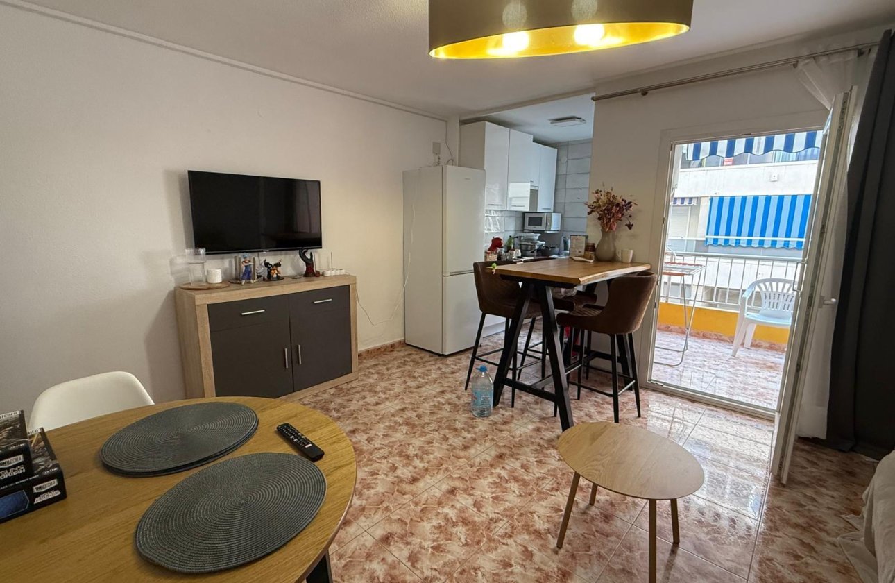 Revente - Appartement -
Torrevieja - Playa de los Locos