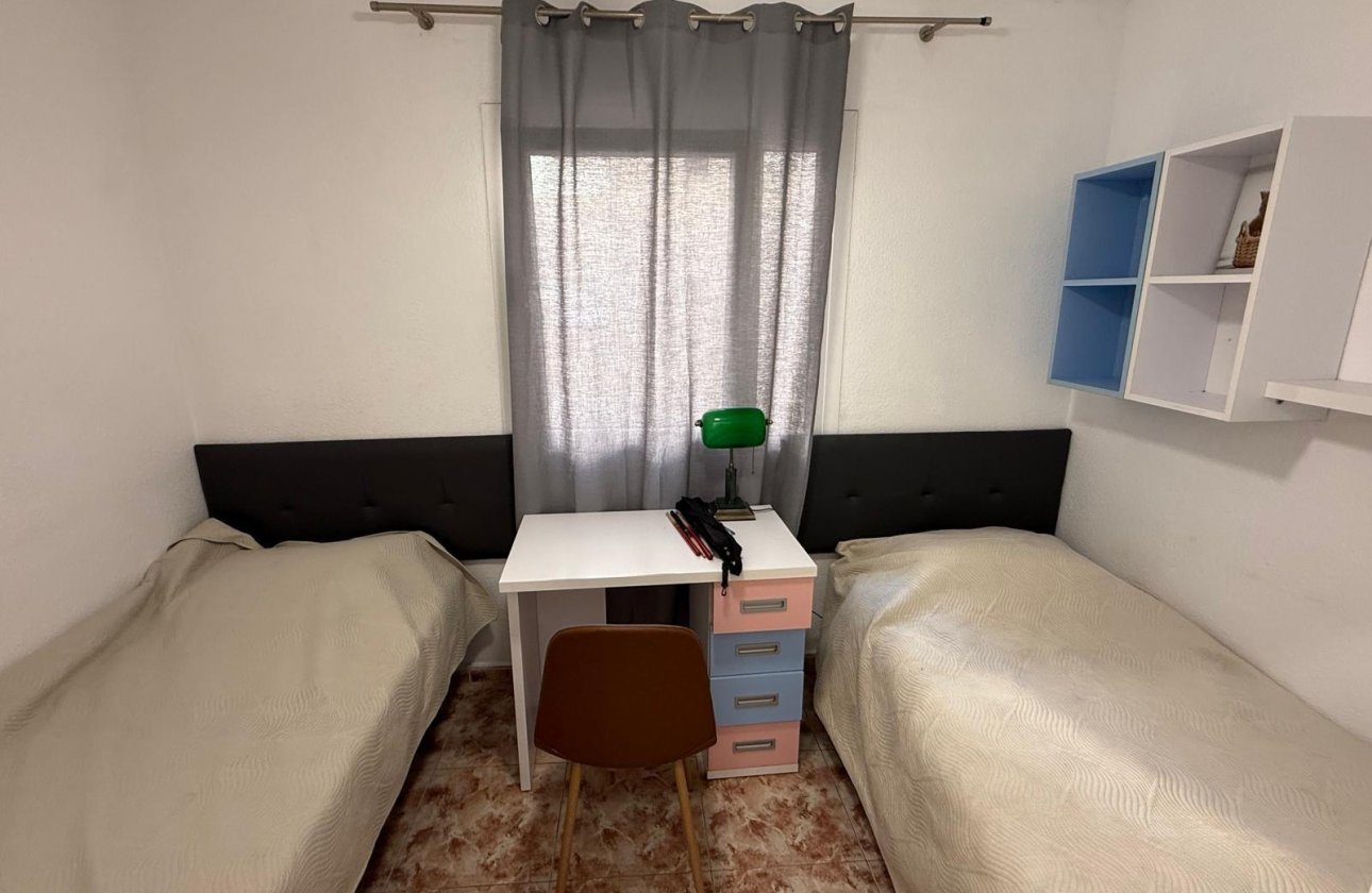 Revente - Appartement -
Torrevieja - Playa de los Locos