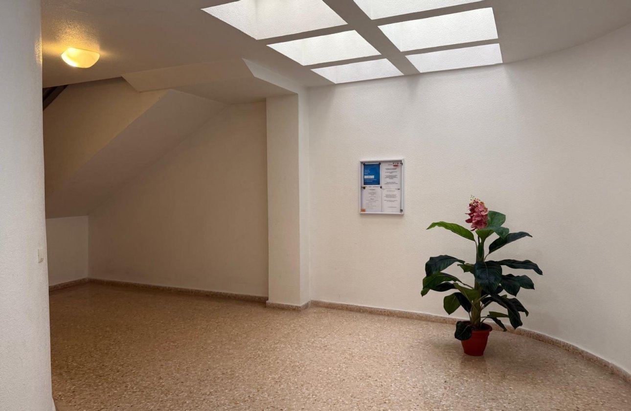 Revente - Appartement -
Torrevieja - Playa de los Locos