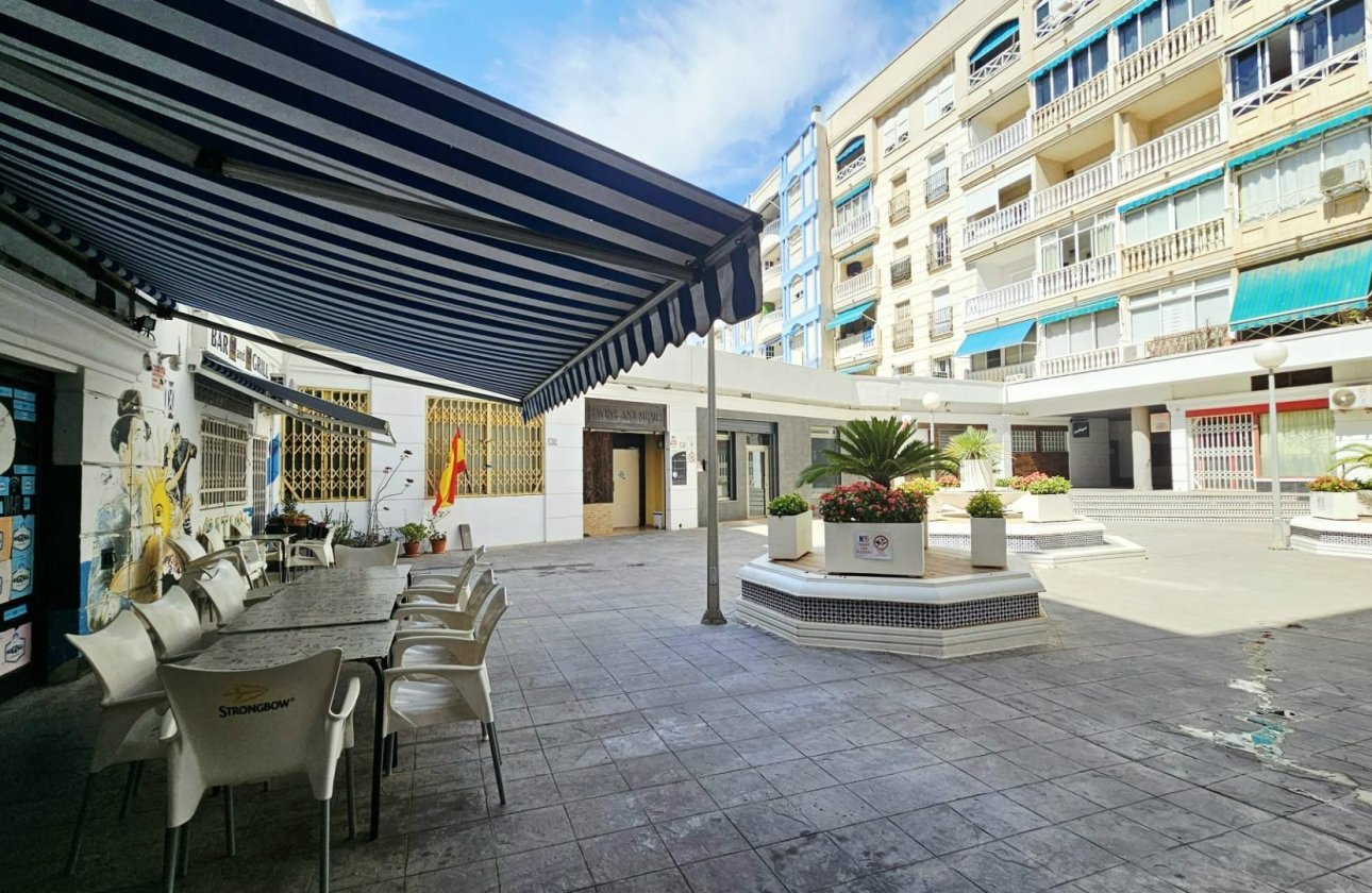 Revente - Appartement -
Torrevieja - Playa de los Locos