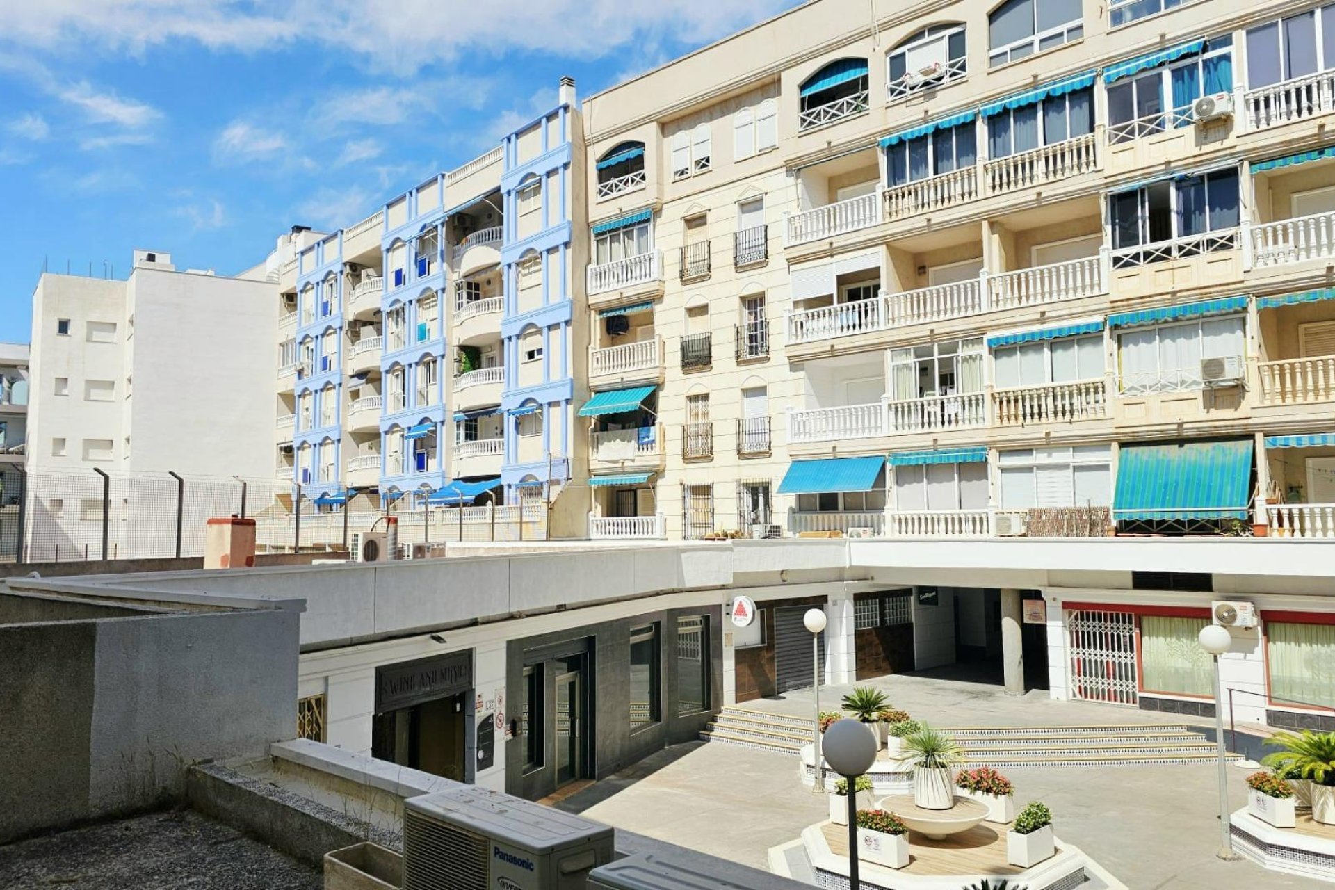 Revente - Appartement -
Torrevieja - Playa de los Locos