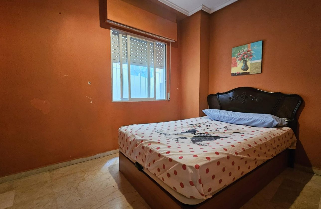 Revente - Appartement -
Torrevieja - Playa de los Locos
