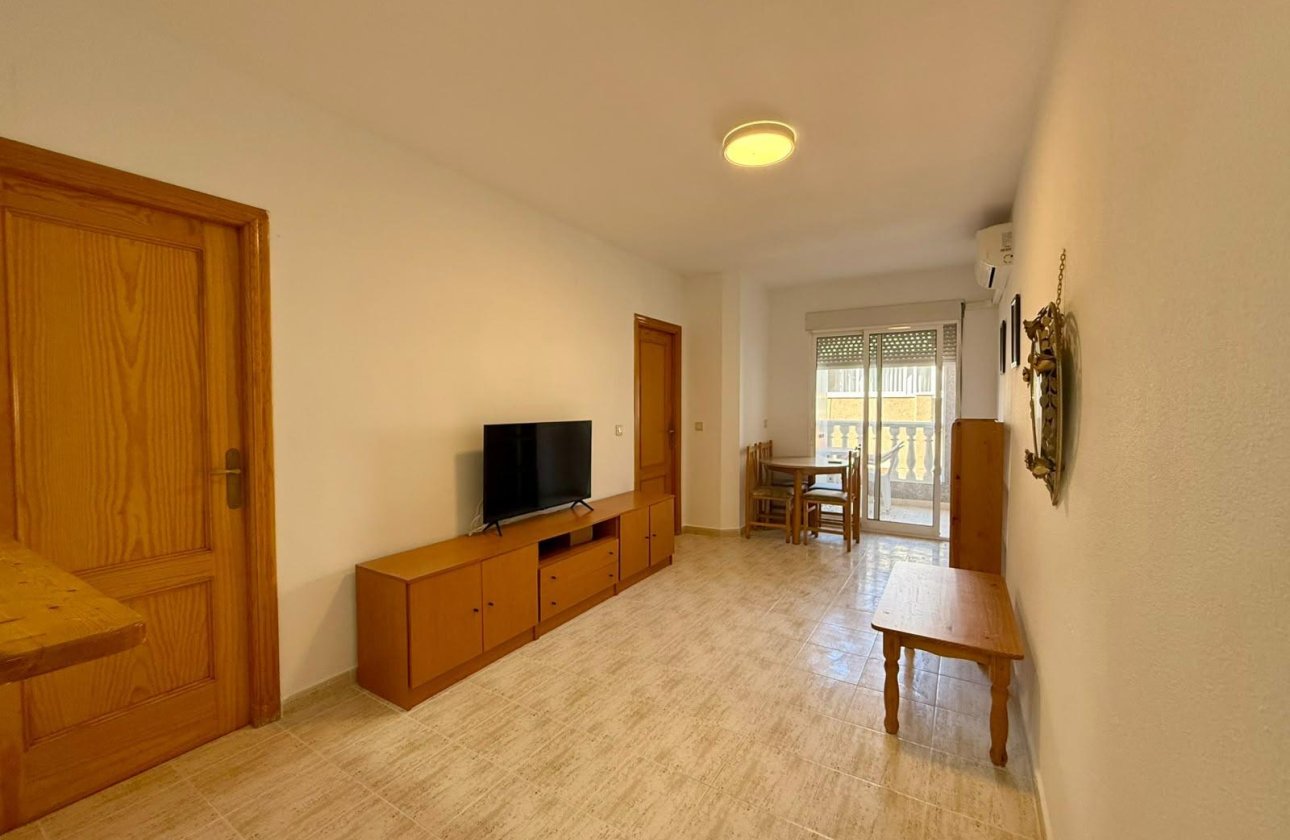 Revente - Appartement -
Torrevieja - Playa de los Locos