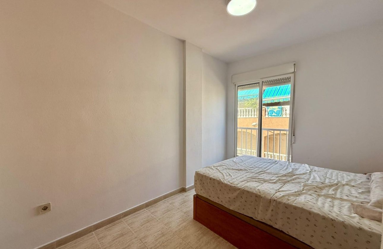 Revente - Appartement -
Torrevieja - Playa de los Locos