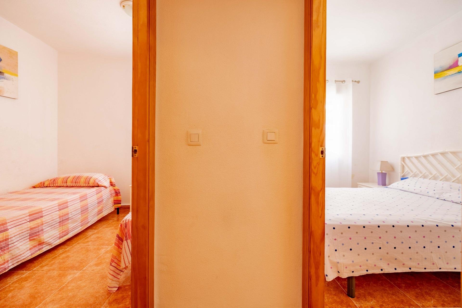 Revente - Appartement -
Torrevieja - Playa de los Locos