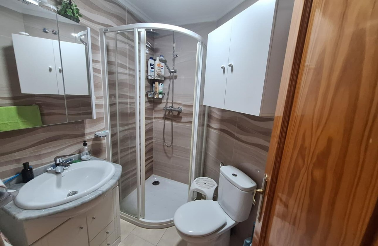 Revente - Appartement -
Torrevieja - Playa de los Locos