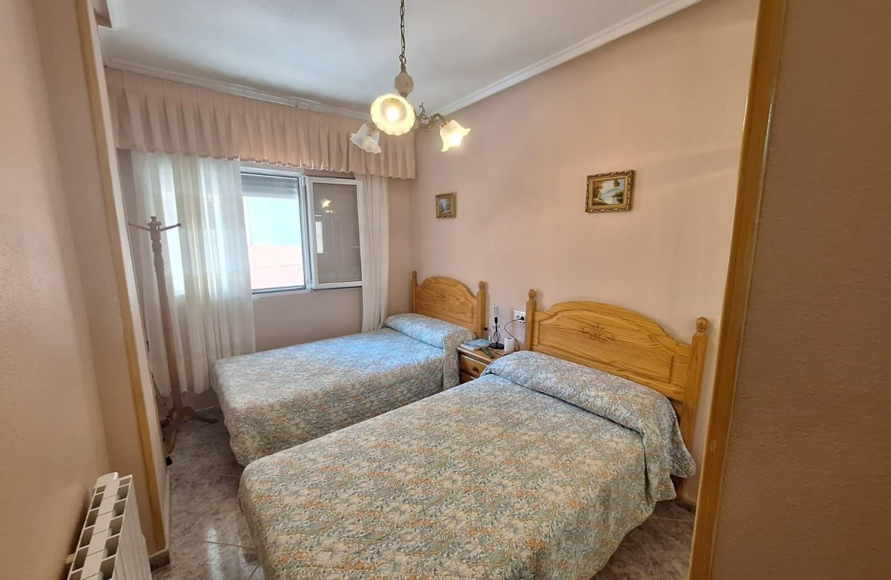 Revente - Appartement -
Torrevieja - Playa de los Locos