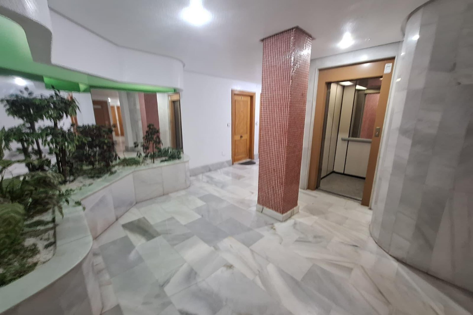 Revente - Appartement -
Torrevieja - Playa de los Locos