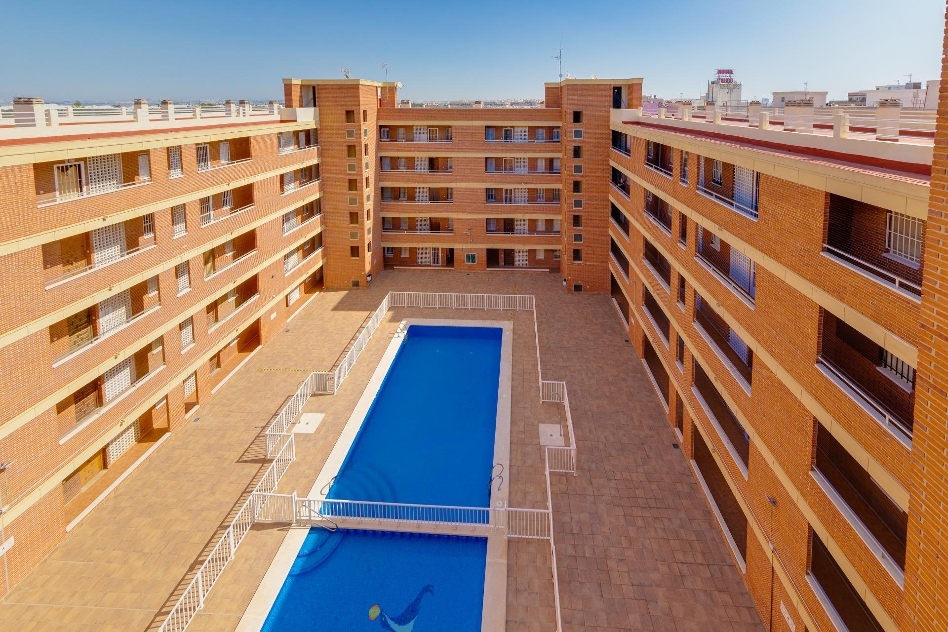 Revente - Appartement -
Torrevieja - Playa De Los Naufragos