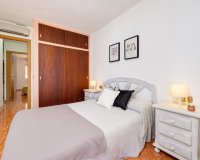 Revente - Appartement -
Torrevieja - Playa De Los Naufragos