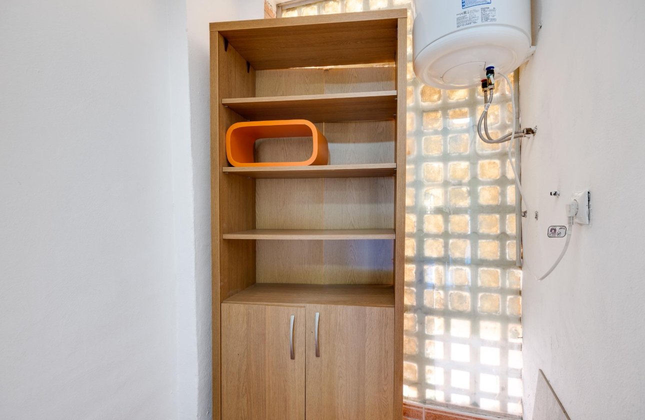 Revente - Appartement -
Torrevieja - Playa De Los Naufragos