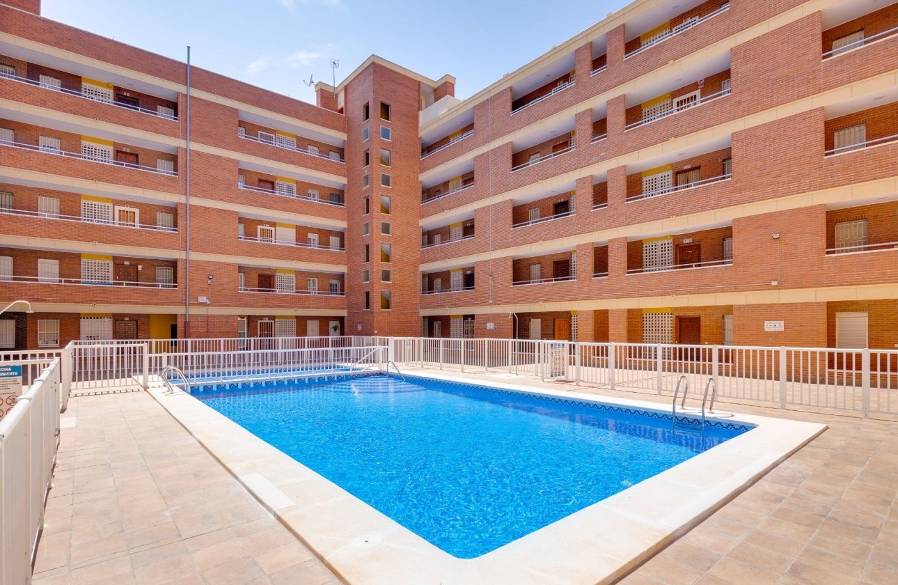Revente - Appartement -
Torrevieja - Playa De Los Naufragos