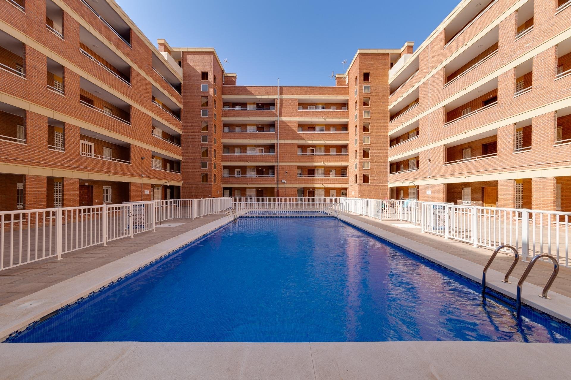 Revente - Appartement -
Torrevieja - Playa De Los Naufragos