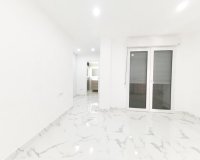 Revente - Appartement -
Torrevieja - Playa De Los Naufragos