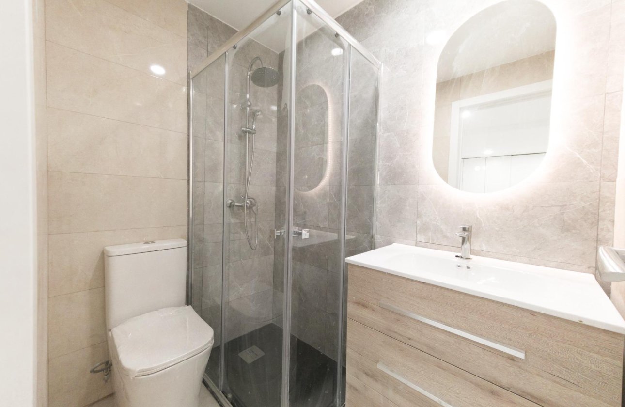 Revente - Appartement -
Torrevieja - Playa De Los Naufragos