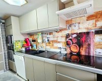 Revente - Appartement -
Torrevieja - Playa De Los Naufragos