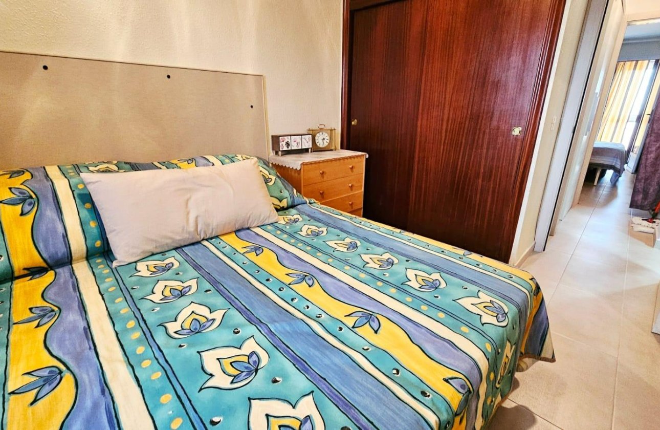 Revente - Appartement -
Torrevieja - Playa De Los Naufragos