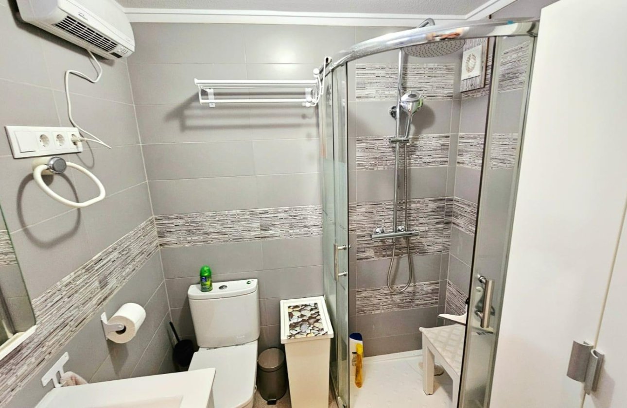 Revente - Appartement -
Torrevieja - Playa De Los Naufragos