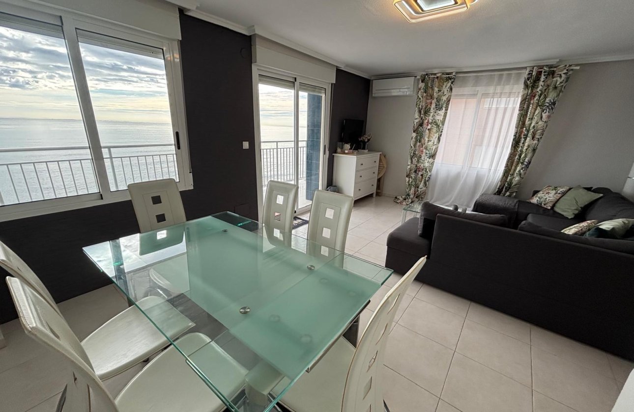 Revente - Appartement -
Torrevieja - Playa De Los Naufragos