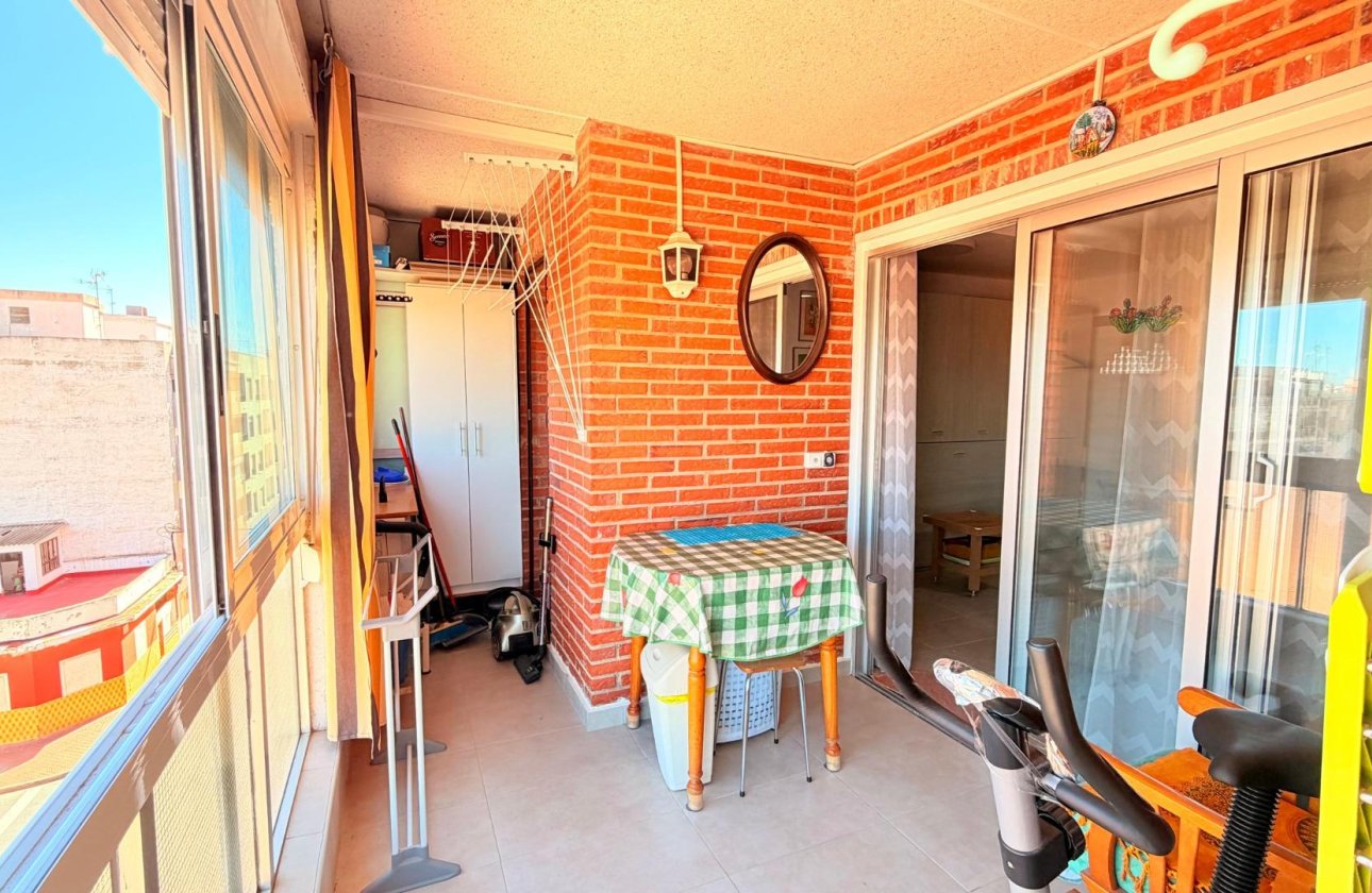 Revente - Appartement -
Torrevieja - Playa De Los Naufragos