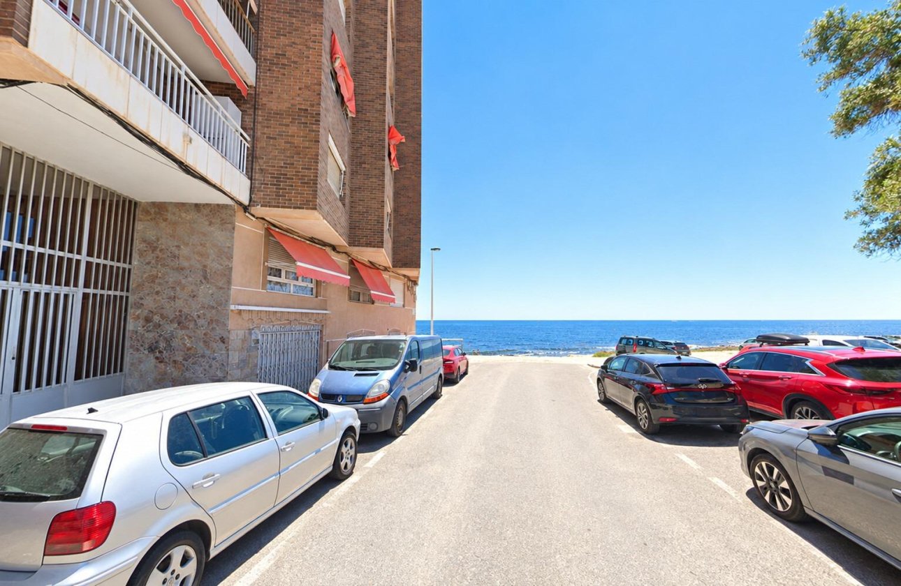 Revente - Appartement -
Torrevieja - Playa De Los Naufragos
