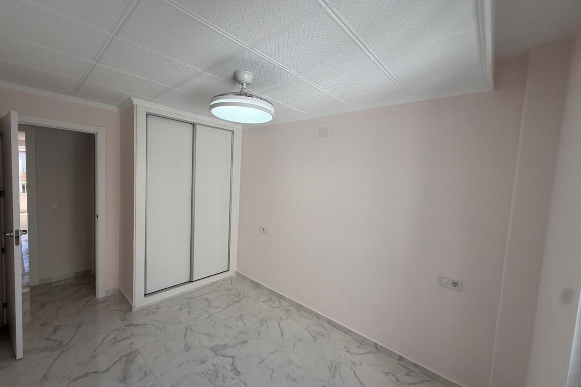 Revente - Appartement -
Torrevieja - Playa del Acequión