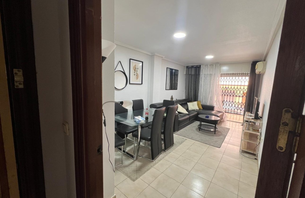 Revente - Appartement -
Torrevieja - Playa del Cura