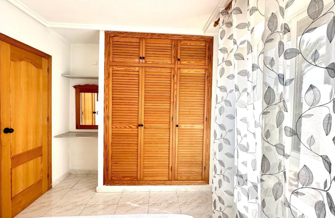 Revente - Appartement -
Torrevieja - Playa del Cura