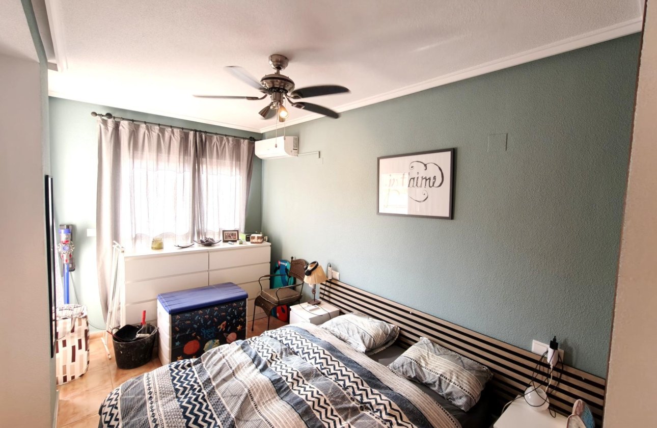 Revente - Appartement -
Torrevieja - Playa del Cura