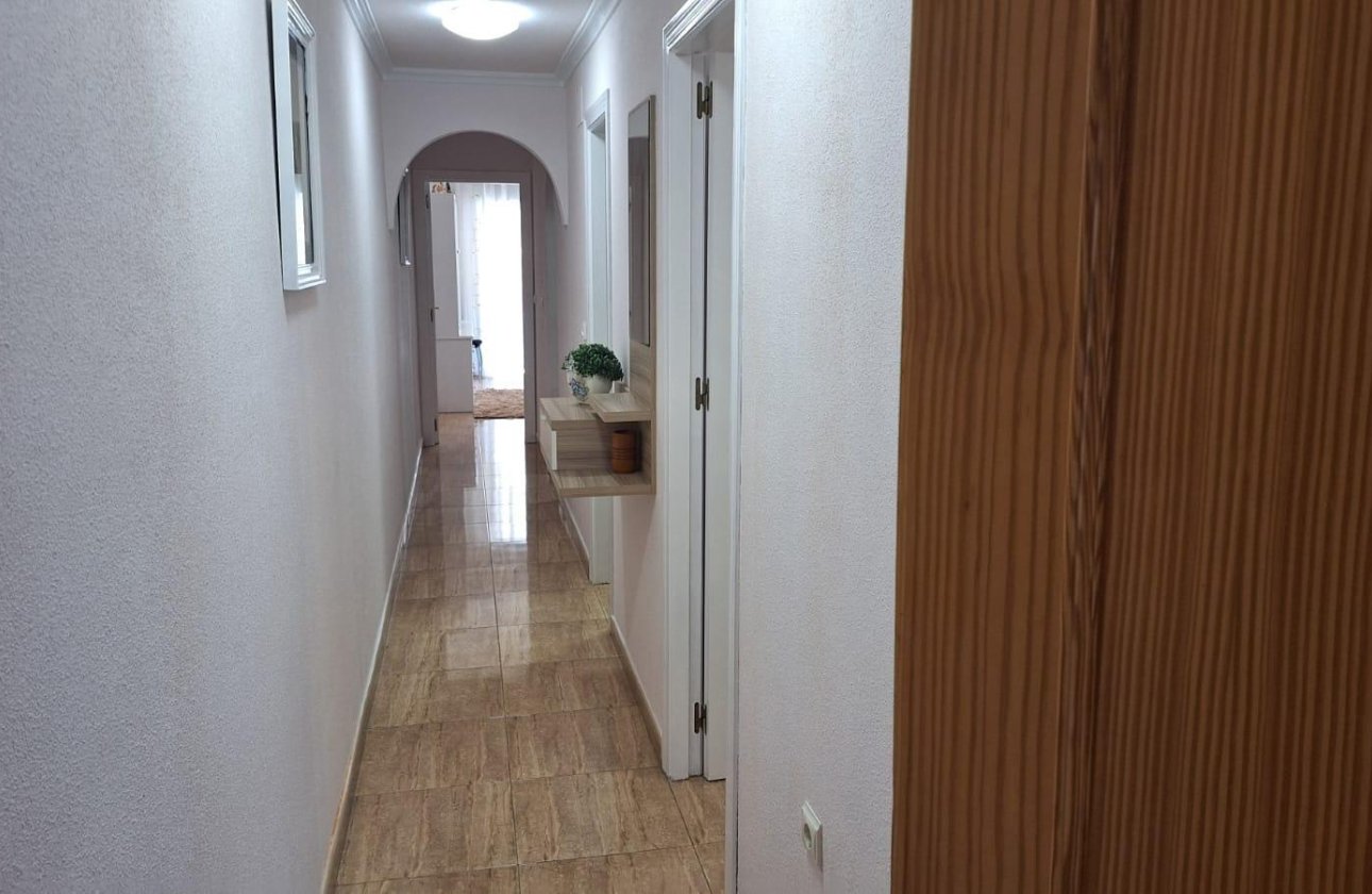 Revente - Appartement -
Torrevieja - Playa del Cura