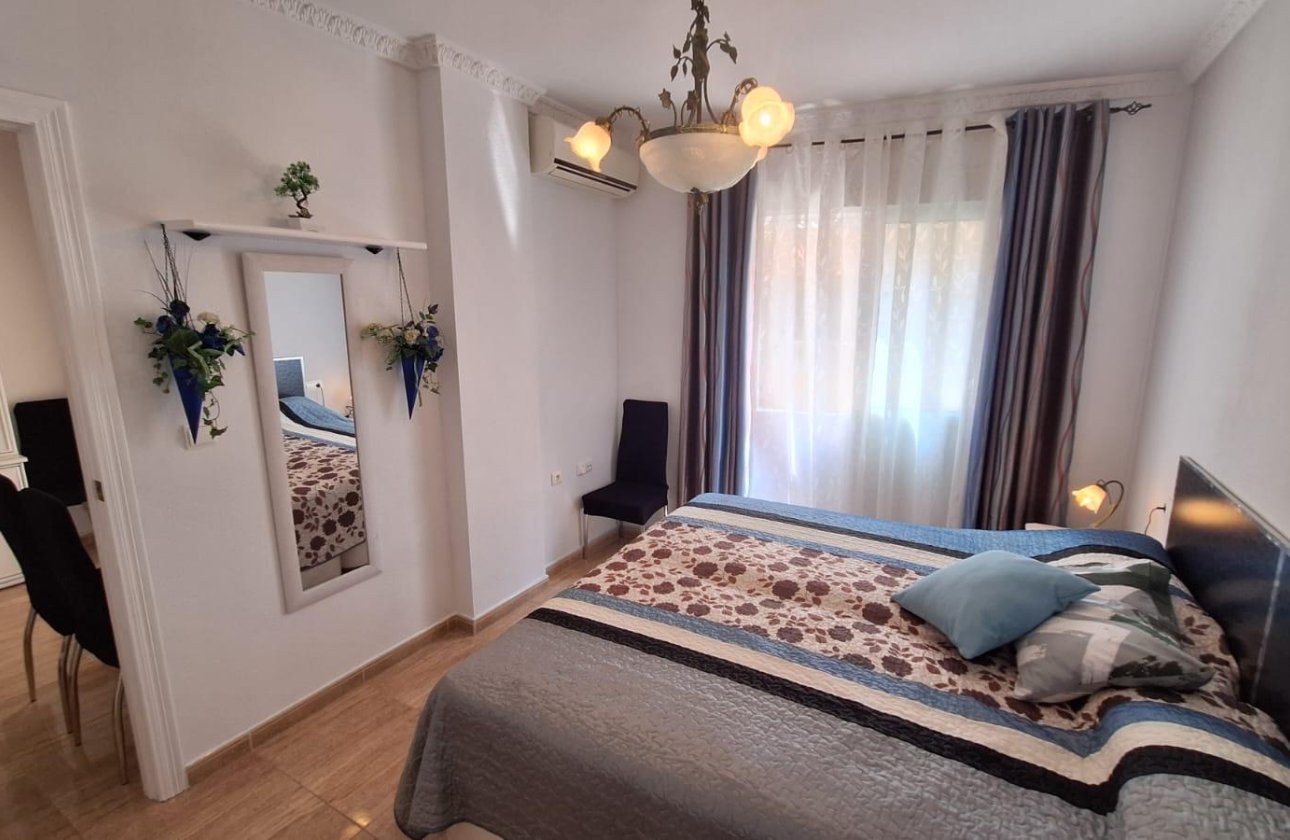 Revente - Appartement -
Torrevieja - Playa del Cura