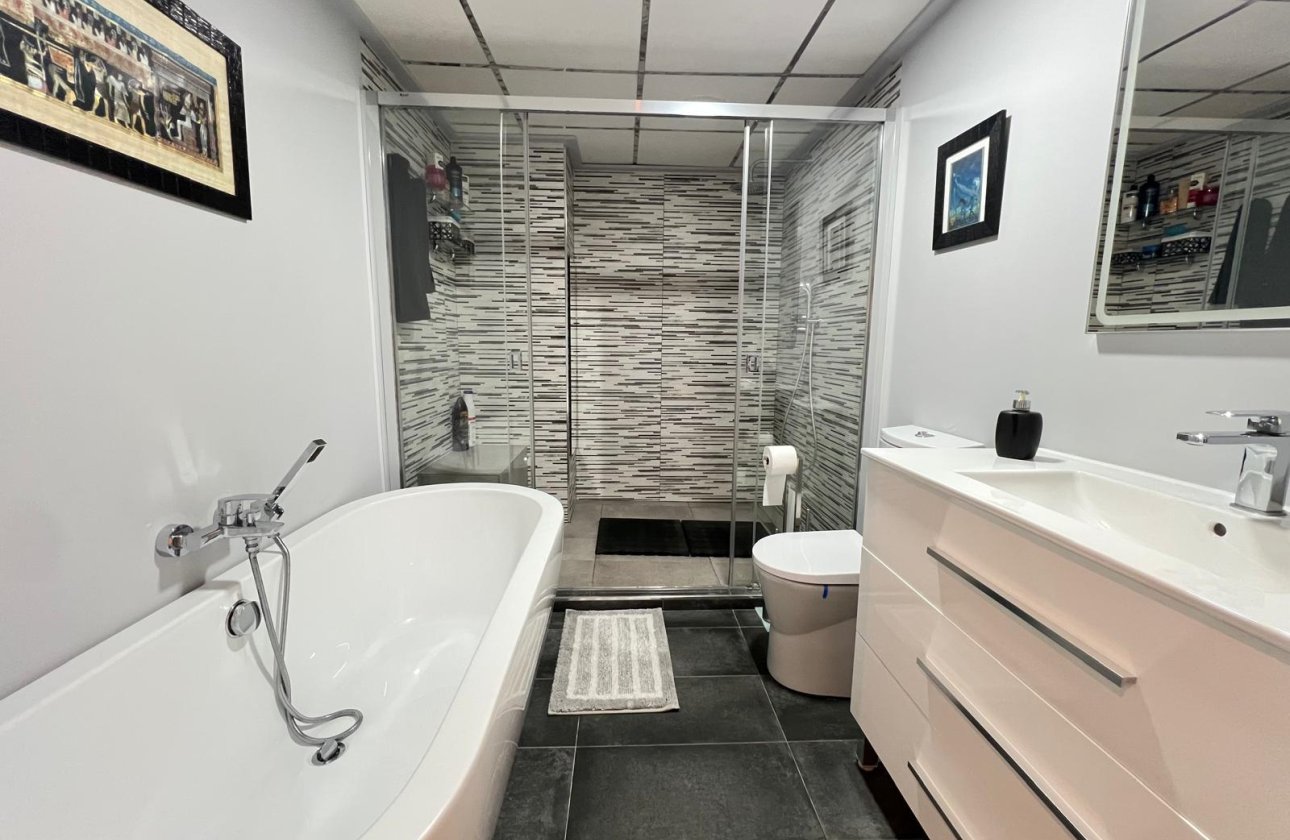 Revente - Appartement -
Torrevieja - Playa del Cura