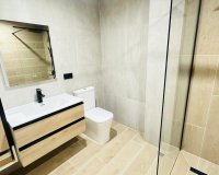 Revente - Appartement -
Torrevieja - Playa del Cura