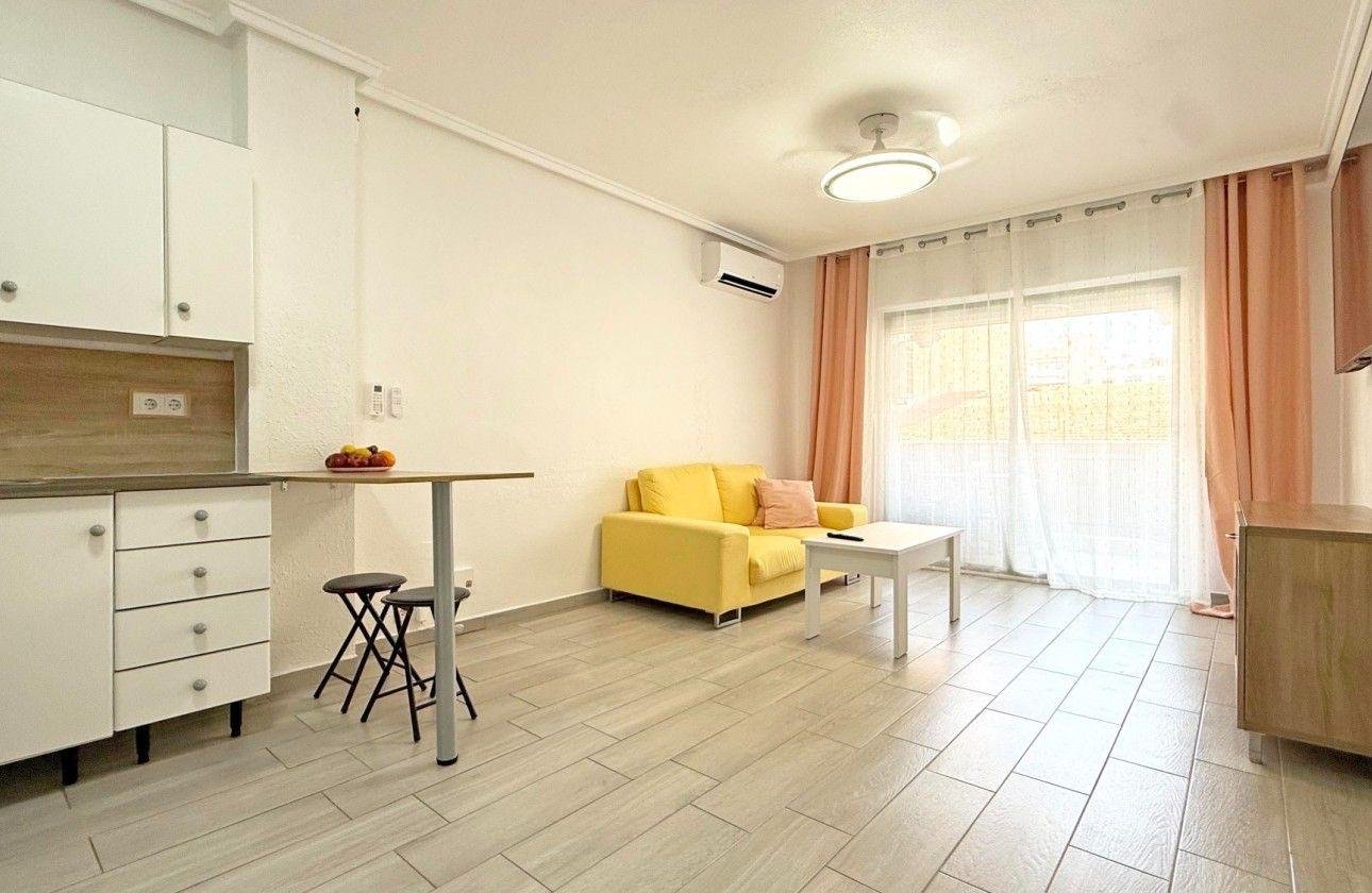 Revente - Appartement -
Torrevieja - Playa del Cura